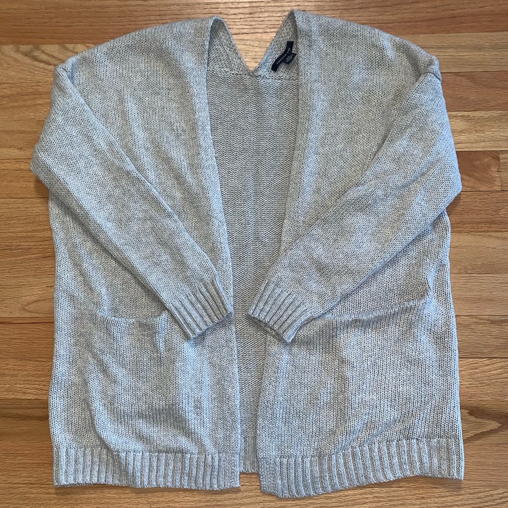 American Eagle cardigan with pockets